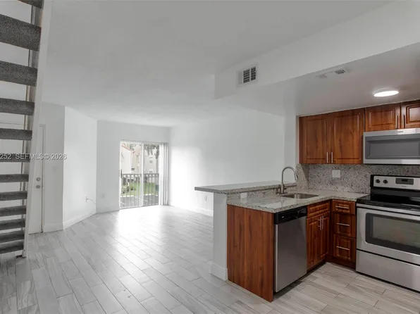 8580 NW 6th Ln #6205, Miami, FL 33126