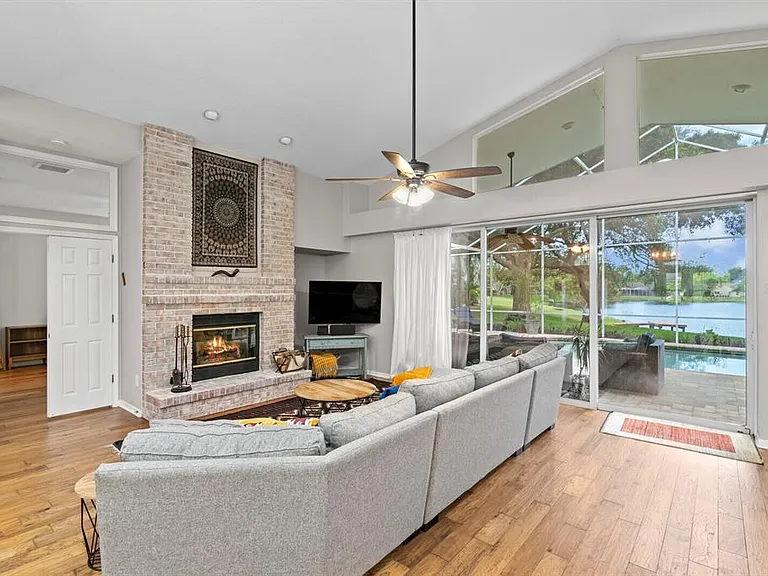 8412 Ridgebrook Cir — Photo 29
