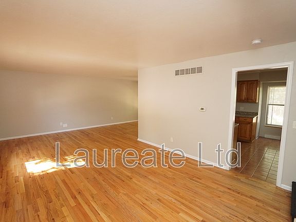 3rd image of 1853 S Oakland St