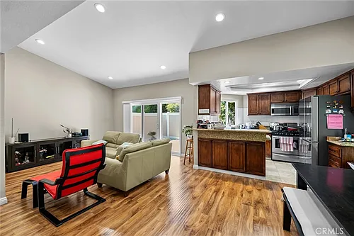 1315 Albariza Pl #5 Photo 1