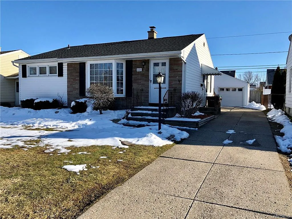 223 Seton Rd photo 1