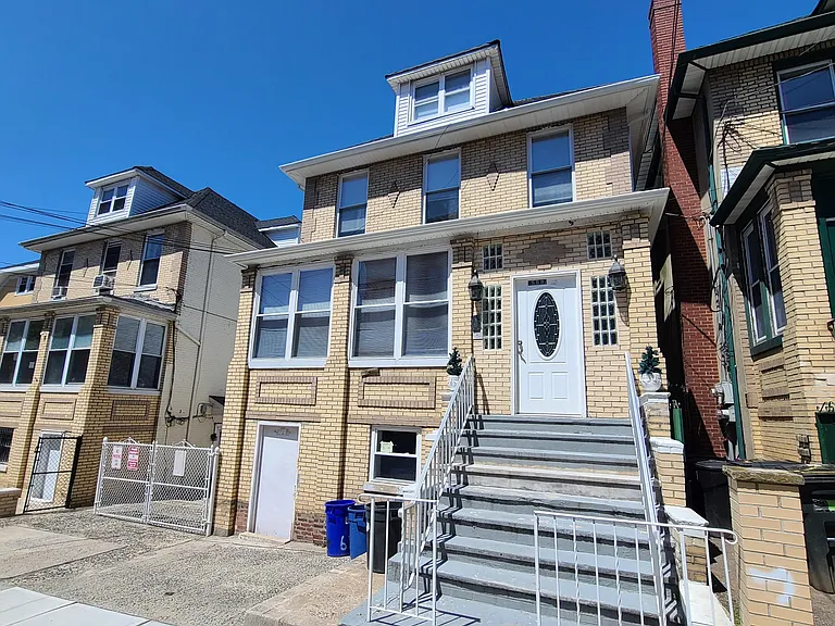 6117 Monitor Pl #2 — Photo 1