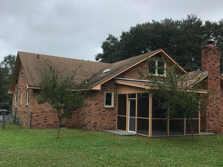 2073 Parkway Dr — Photo 4