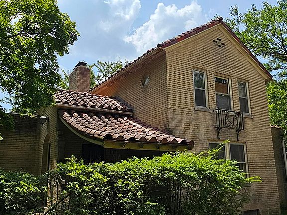 4th image of 4469 Rosemary Pkwy