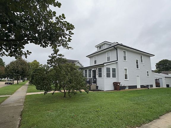 2nd image of 328 N 12th St