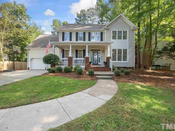 2406 Flints Pond Cir, Apex, NC 27523