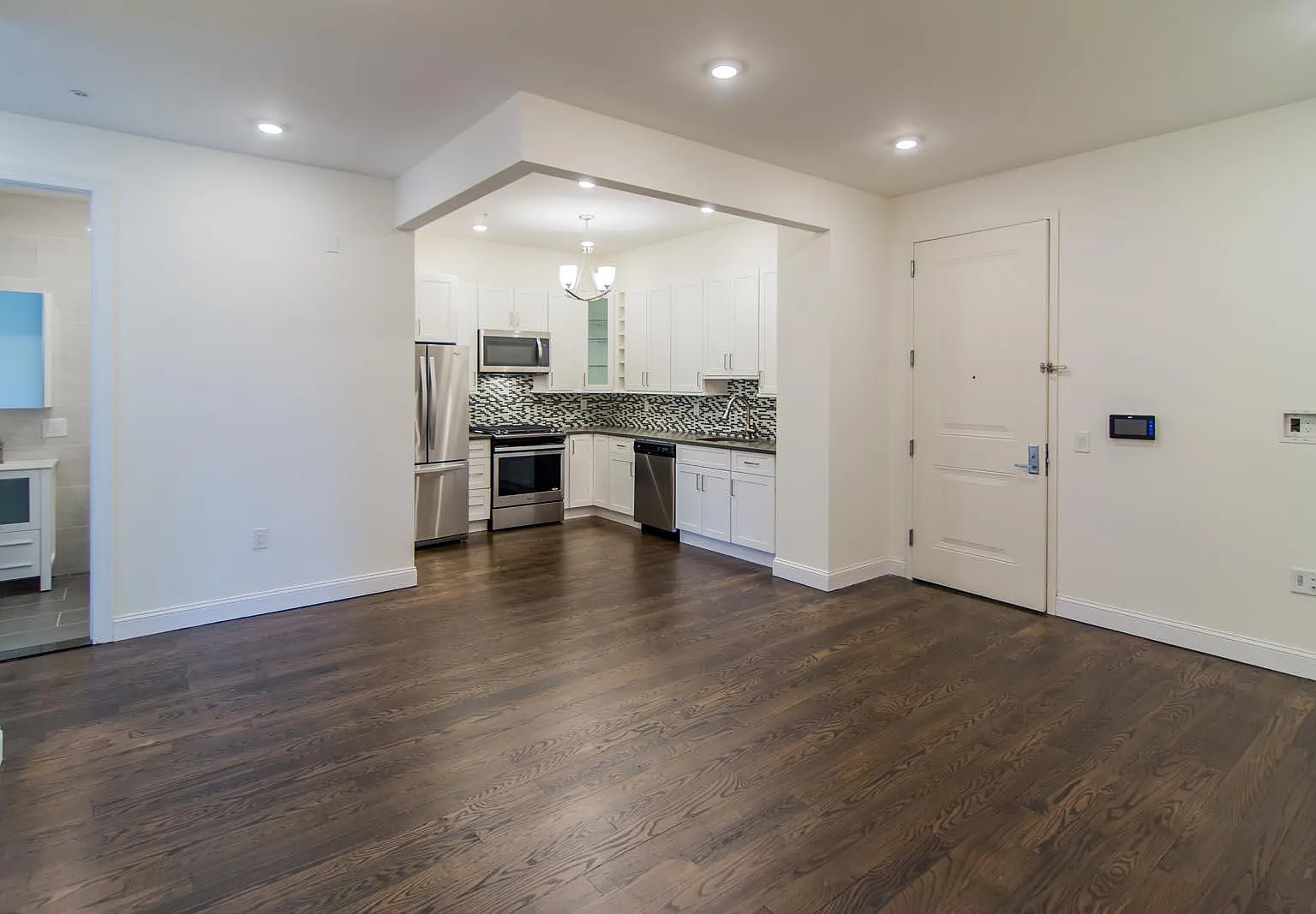 2 bed, $4,295 — Photo 1