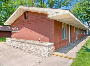 W4392 Crystal Dr, Cecil, WI 54111