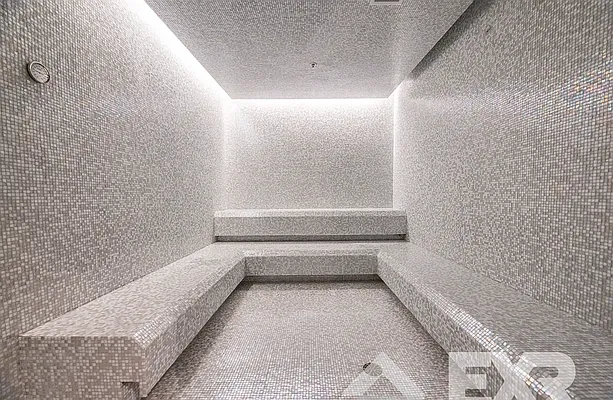 Rented by EXR | media 27