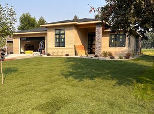 211 Bridger Dr, Bigfork, MT 59911