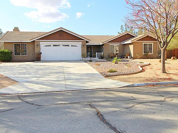2nd image of 16286 Lago Vista Ct