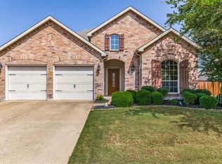 411 Elmcrest Ct, Forney, TX 75126
