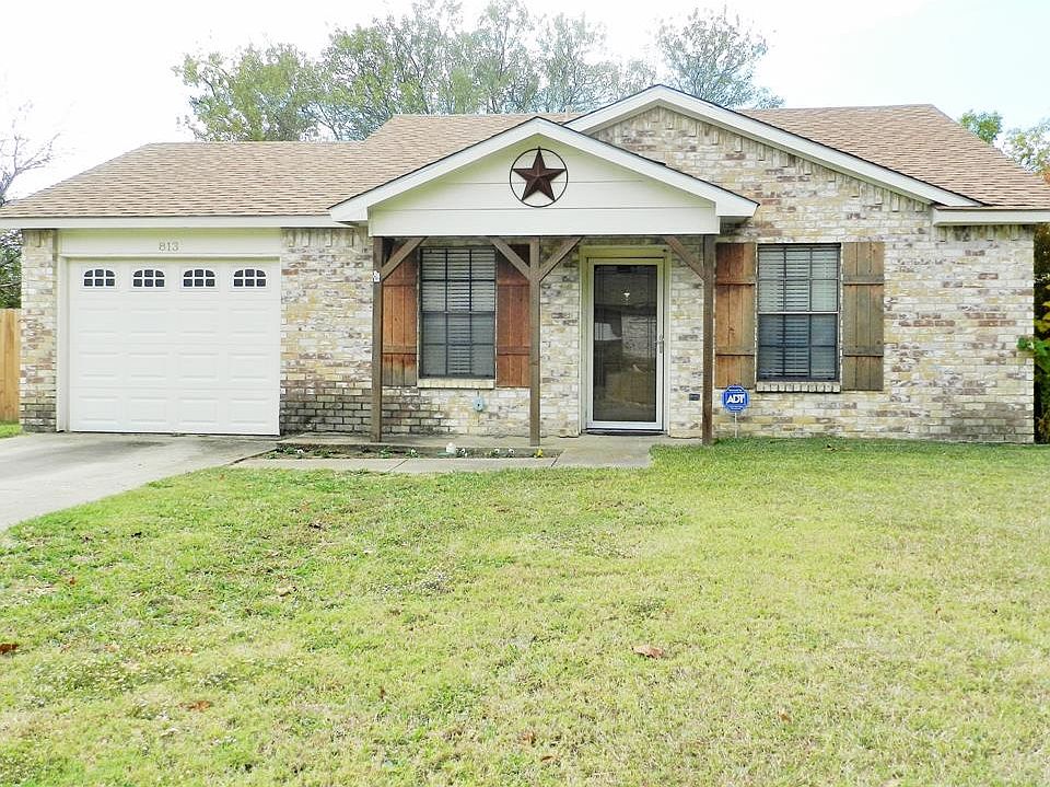 1st image of 813 Pine Mountain Dr