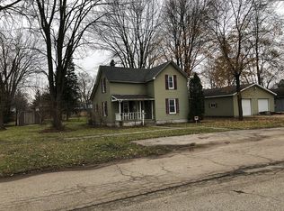 813 E Newark St, Ithaca, MI 48847