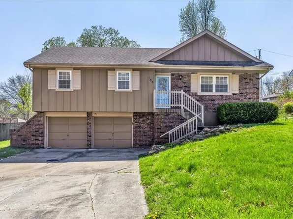 185 Jackson Ave, Liberty, MO 64068