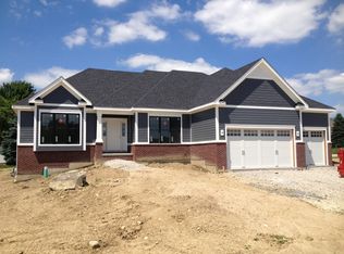 702 Bluestem Dr, Geneva, IL 60134