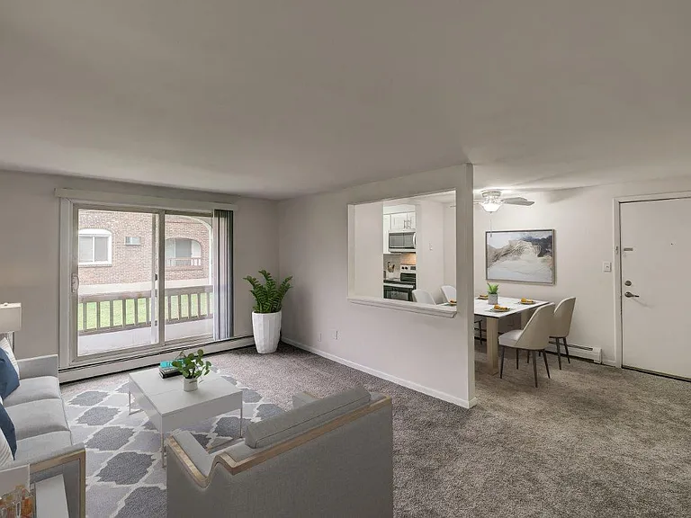Raintree Island Apartment Homes — Photo 13