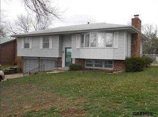 13914 Hickory St, Omaha, NE 68144