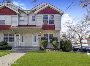 490 Collfield Ave, Staten Island, NY 10314