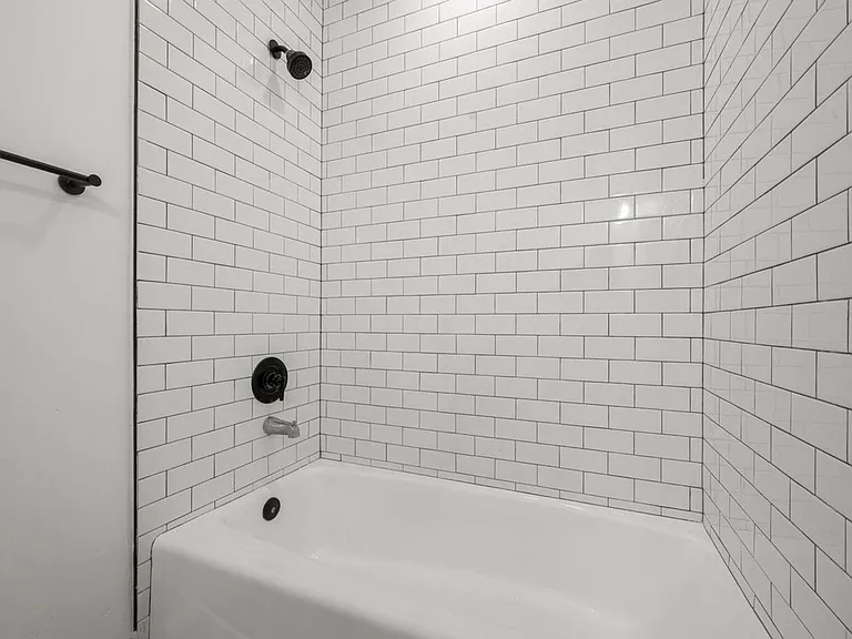 634 W 92nd St #20A — Photo 13