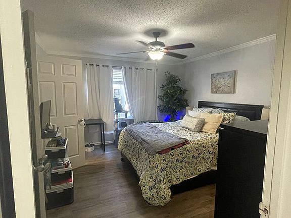 3rd image of 120 15th St E APT 404