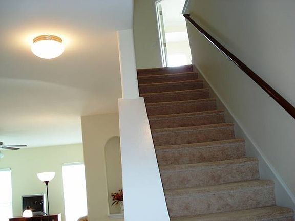 Great Room w/Stairs to 2n
