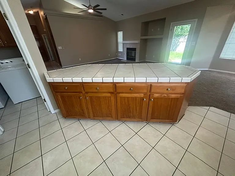 2744 W Ceres Ct — Photo 7