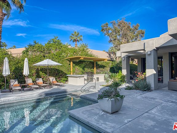 3rd image of 6 Rocky Ln