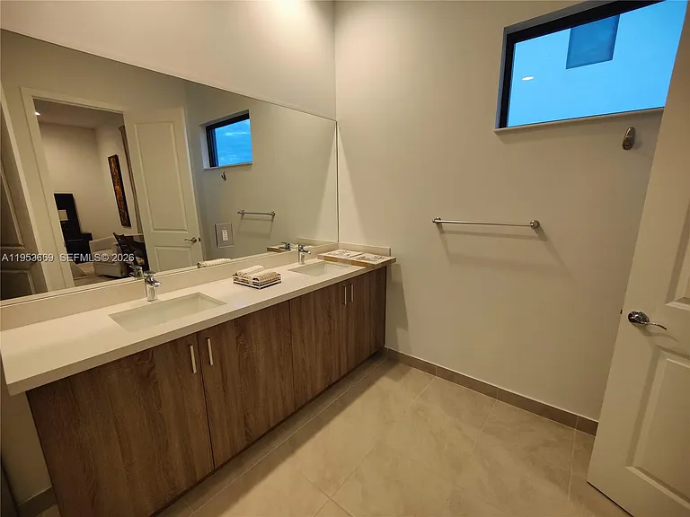 5077 Gambero Way — Photo 20