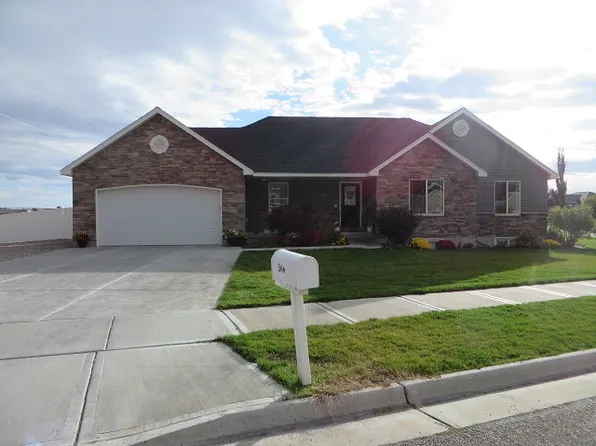 3665 S Merlin Dr, Idaho Falls, ID 83404