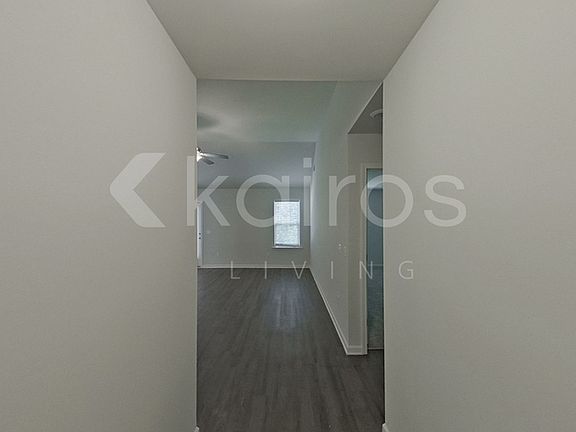 2nd image of 142 Western Red Cedar Dr
