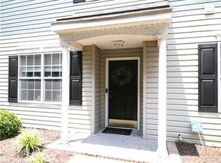 2004 Sawgrass Ln, Portsmouth, VA 23703