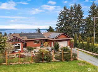 11501 103rd Avenue SW, Vashon, WA 98070
