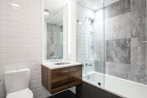 Rented by Nooklyn NYC LLC | media 22