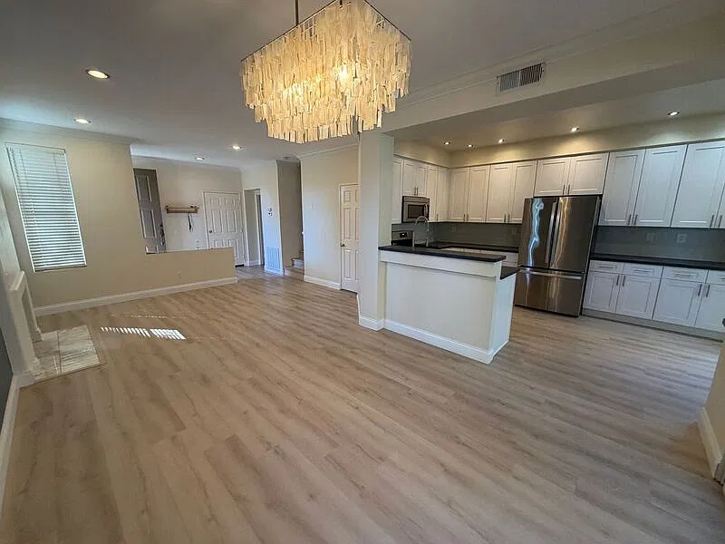 3 bed, 2.5 bath, 1534 sqft, $4,795 — Photo 4