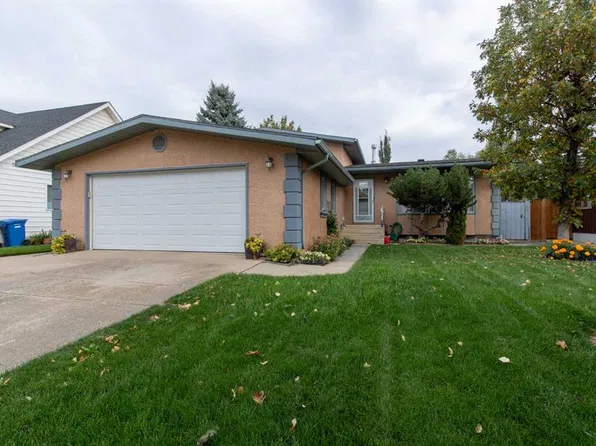 3905 23rd Ave S, Lethbridge, AB T1K 3T5