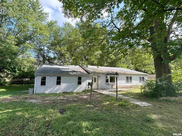 113 Elm St, North Pekin, IL 61554