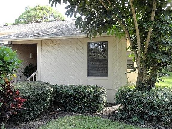 2nd image of 7933 Pinegrove Ct #6