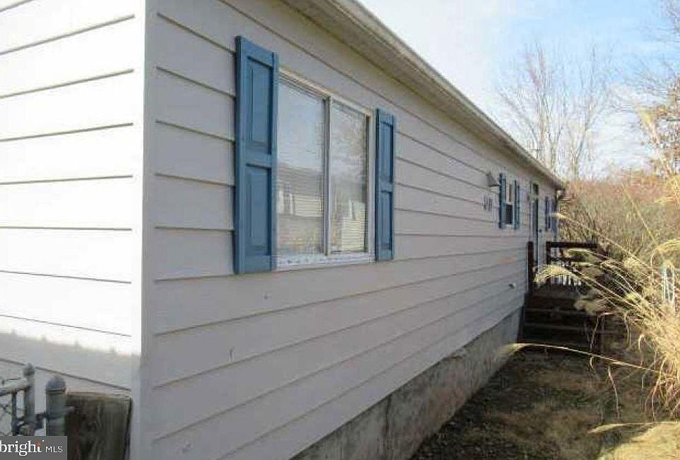 1st image of 2524 Blacks Ln