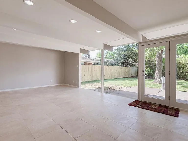 12902 Traviata Dr — Photo 4