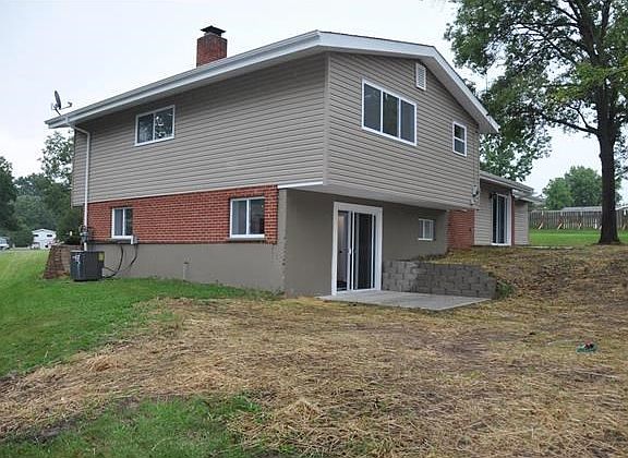 4th image of 1327 Monacco Ct