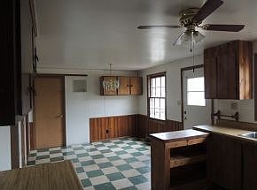 2nd image of 709 W 15th St N