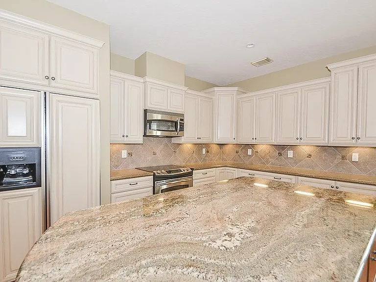 46 Grants Lake Cir — Photo 10