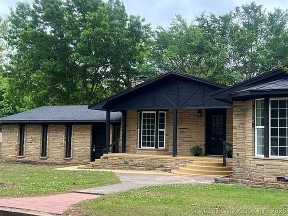 5th image of 563 W Chambers Rd