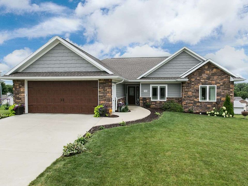 1st image of 703 Mila Dr