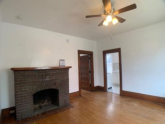 5th image of 2800 Cedar Ave S APT 1