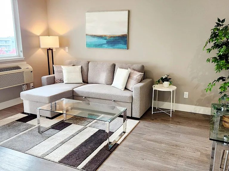 925 Leon Ave #527 — Photo 5