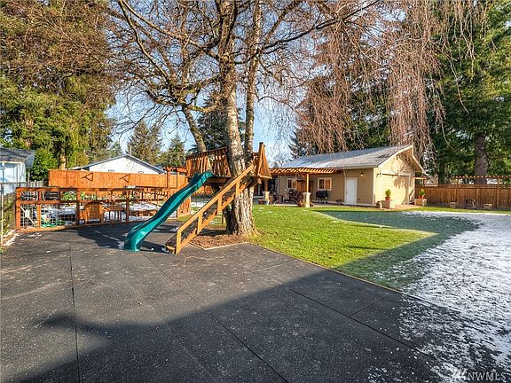 4th image of 4426 23rd Ave SE
