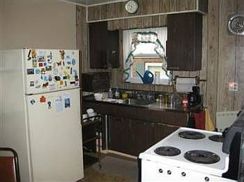 2nd image of 8452 Wicklow Ave
