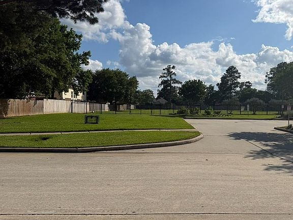 4th image of 20810 Normandy Forest Dr